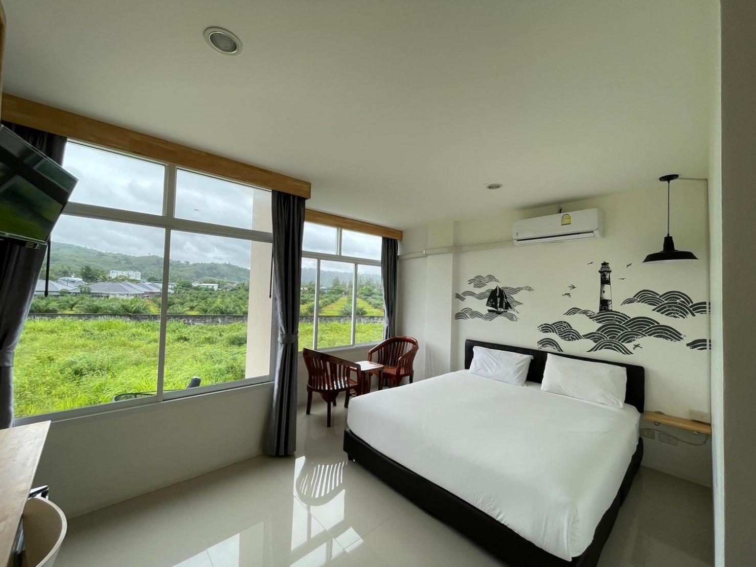 Dwell Phuket Airport Hotel At Naiyang Nai Yang Beach 외부 사진