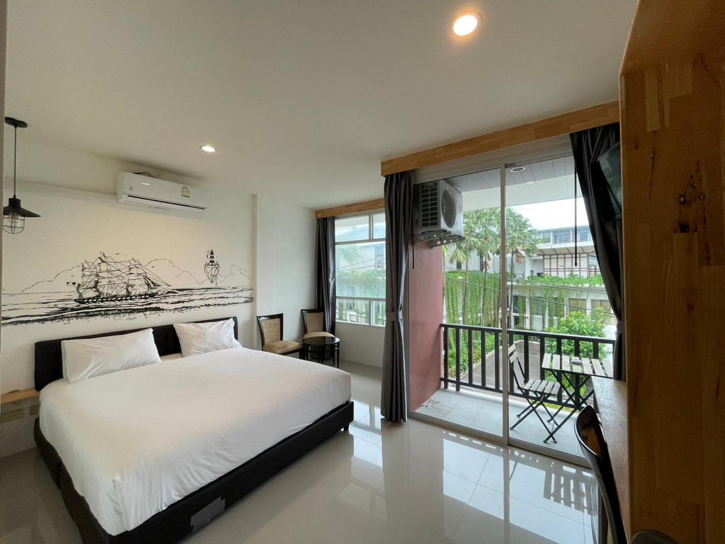 Dwell Phuket Airport Hotel At Naiyang Nai Yang Beach 외부 사진