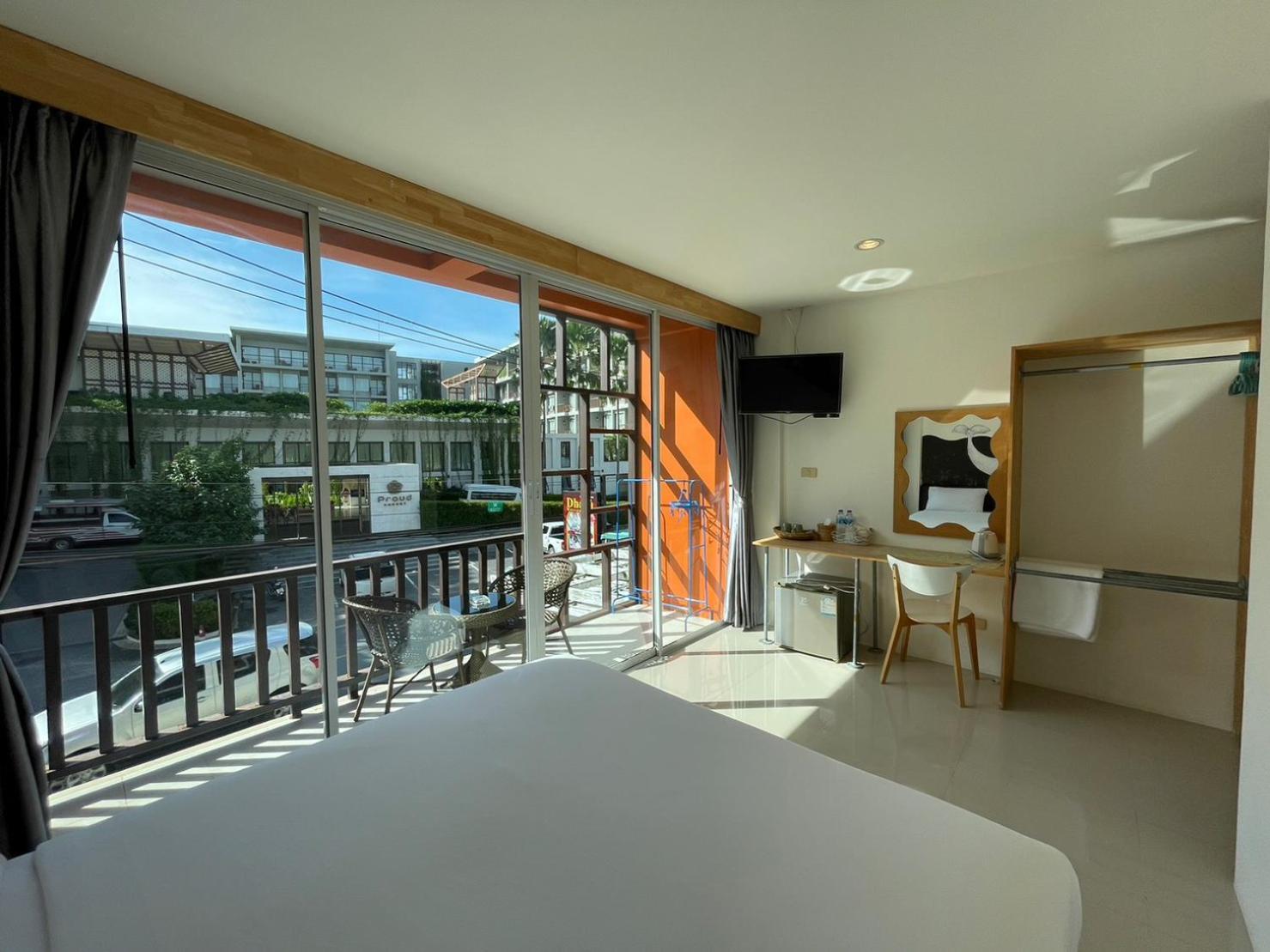 Dwell Phuket Airport Hotel At Naiyang Nai Yang Beach 외부 사진